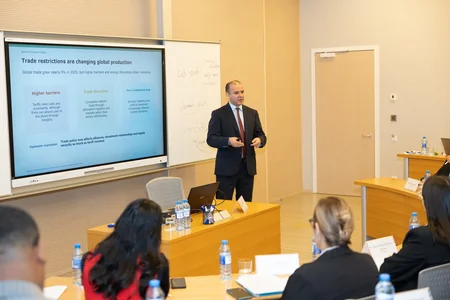 19 diplomats from 17 countries complete training program in Azerbaijan