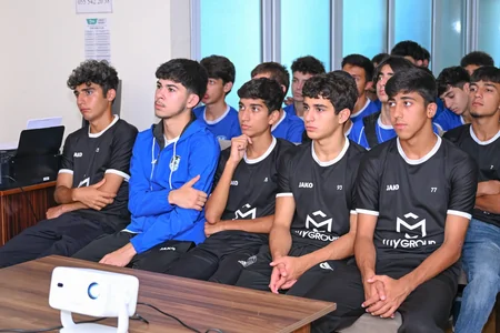 AFFA Şəfanın aşağı yaş qruplarına danışılmış oyunlarla bağlı sessiya keçirib