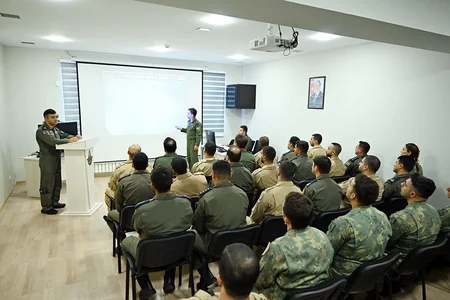 Şahinlərin Görüşü-2026: Təyyarə və helikopterlərin uçuşları həyata keçirilib