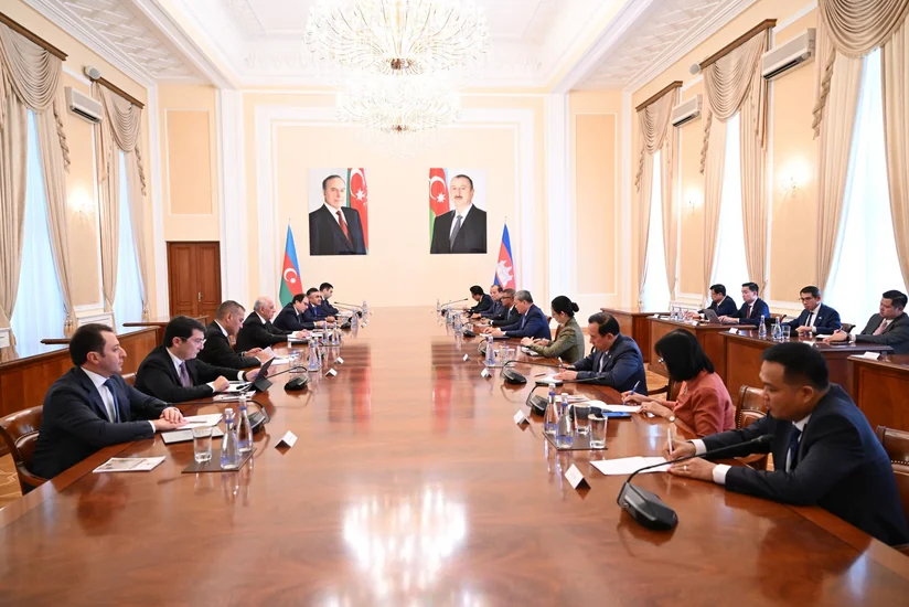 Azərbaycan və Kamboca baş nazirləri ikitərəfli əlaqələri müzakirə ediblər