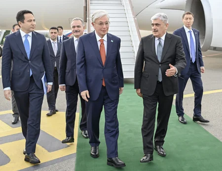 Qazaxıstan Prezidenti Azərbaycana gəlib
