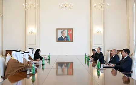 Prezident İlham Əliyev Bəhreynin xarici işlər nazirini qəbul edib