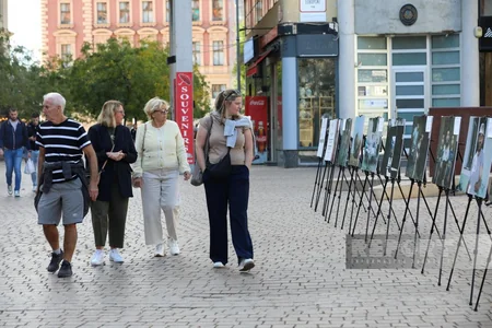 Photo exhibition on Azerbaijan's landmine problem opens in Zagreb