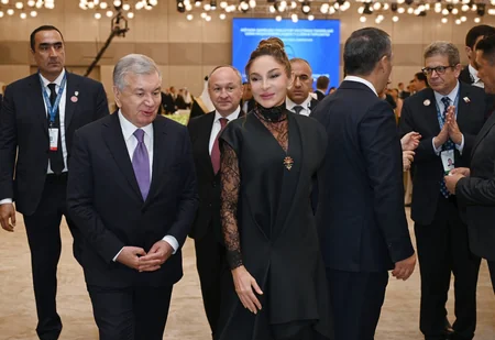 От имени президента Ильхама Алиева дан ужин в честь участников 7-го Саммита СВМДА
