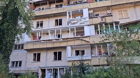 Kiyevə hava hücumu zamanı azərbaycanlı ailənin mənzili dağılıb