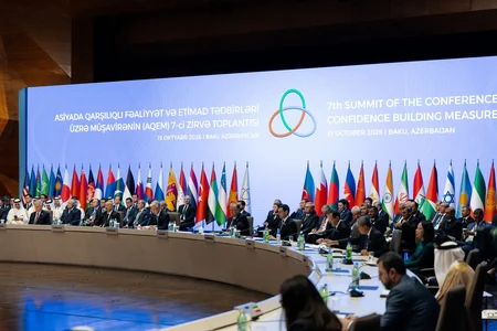 Khaleej Telegraph: Bakıdakı AQEM Zirvə Görüşü Qətərə diplomatik qarşılıqlı fəaliyyət üçün yeni imkanlar təqdim edib