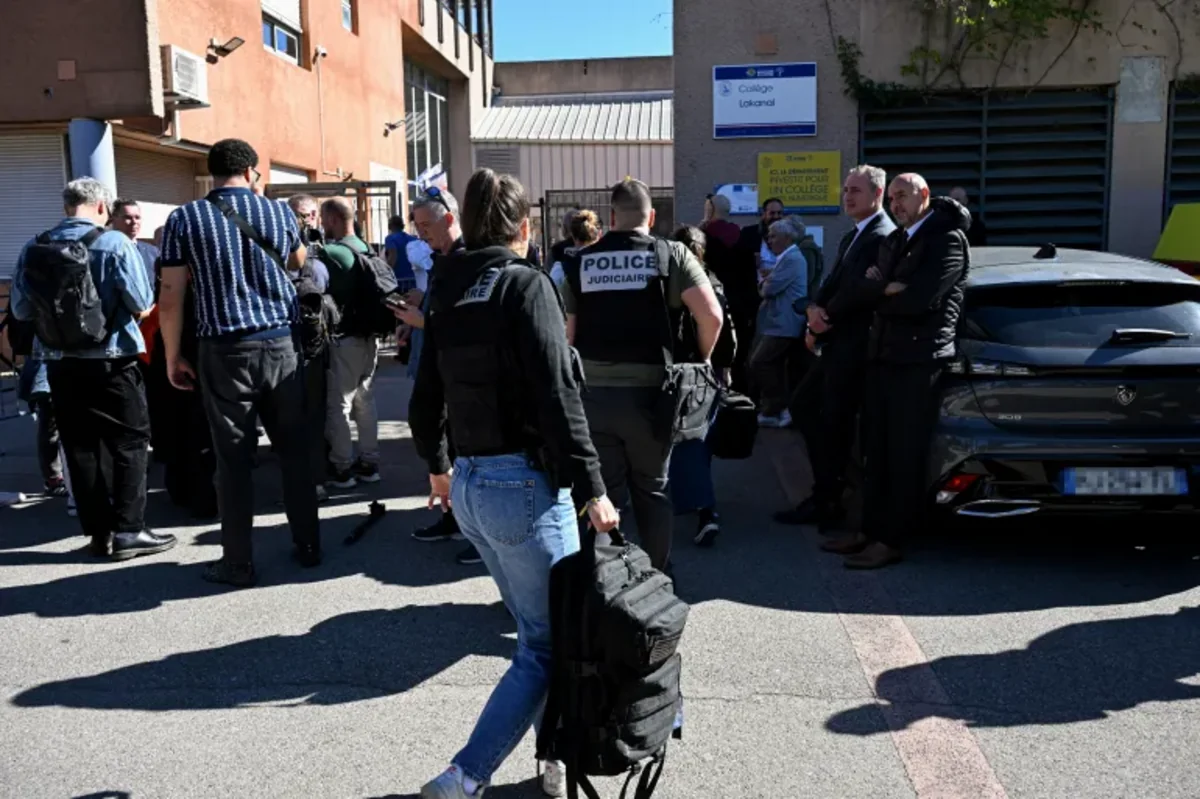 Задержан второй подозреваемый в причастности к стрельбе в школе во Франции