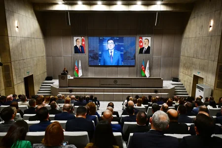 Azərbaycan həmkarlar ittifaqlarının yaradılmasının 121-ci ildönümü qeyd olunub