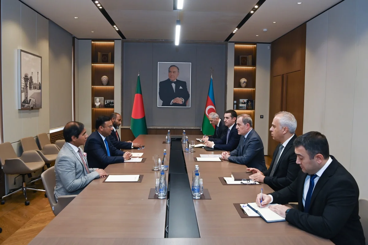 Azerbaijan and Bangladesh discuss cooperation in energy and education