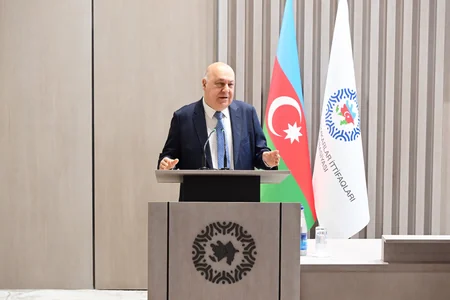Azərbaycan həmkarlar ittifaqlarının yaradılmasının 121-ci ildönümü qeyd olunub