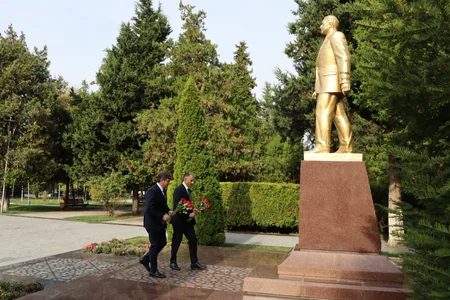 Rəşad Nəbiyev Qəbələdə vətəndaşları qəbul edib