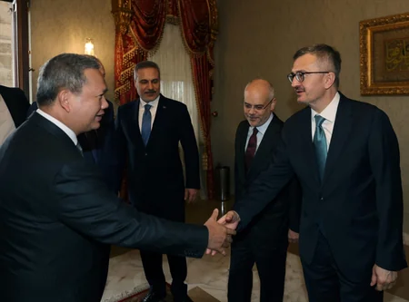 Ərdoğan Kambocanın Baş naziri ilə müzakirə aparıb