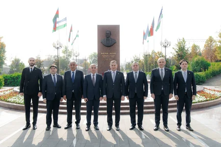 Azerbaijan, Uzbekistan trade unions sign cooperation memorandum