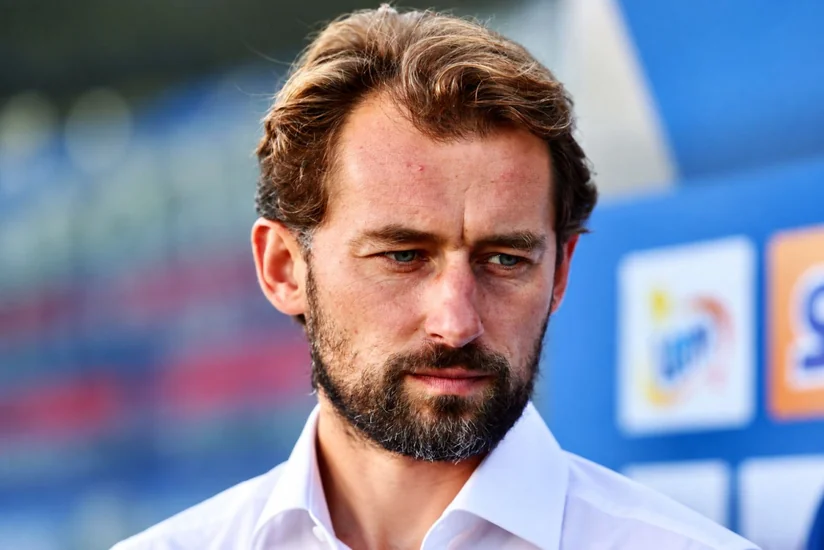 Mahir Emrelinin çıxış etdiyi klubda yenidən baş məşqçi istefası gerçəkləşib