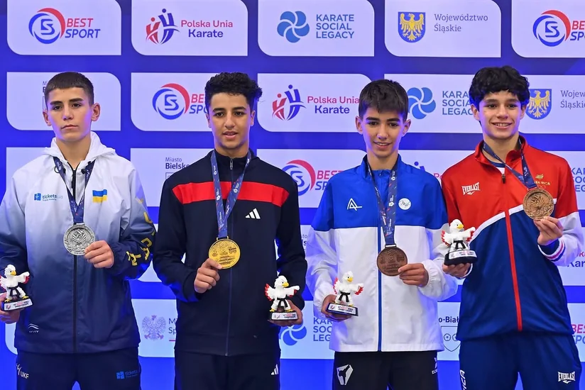 Azərbaycanın karate komandası dünya çempionatını medal sıralamasında ilk 10-luqda başa vurub
