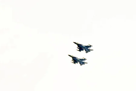 Azərbaycan və BƏƏ hərbi pilotları şərti hədəflərin zərərsizləşdirilməsi üzrə tapşırıqları icra edib