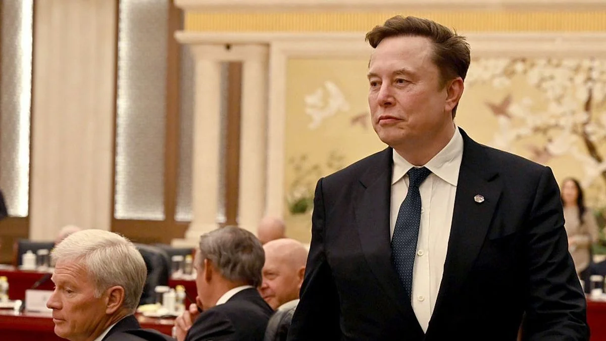 Elon Musk says he will give SpaceX share to 'every kid in America'