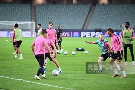 Bakı Olimpiya Stadionunda Sabahın Borussiya ilə oyunöncəsi açıq məşqi baş tutub
