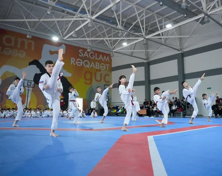 Azərbaycan Taekvondo Federasiyası dan imtahanı keçirib