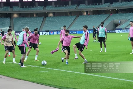 Bakı Olimpiya Stadionunda Sabahın Borussiya ilə oyunöncəsi açıq məşqi baş tutub