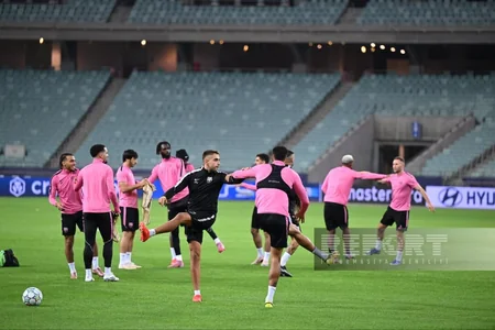 Bakı Olimpiya Stadionunda Sabahın Borussiya ilə oyunöncəsi açıq məşqi baş tutub