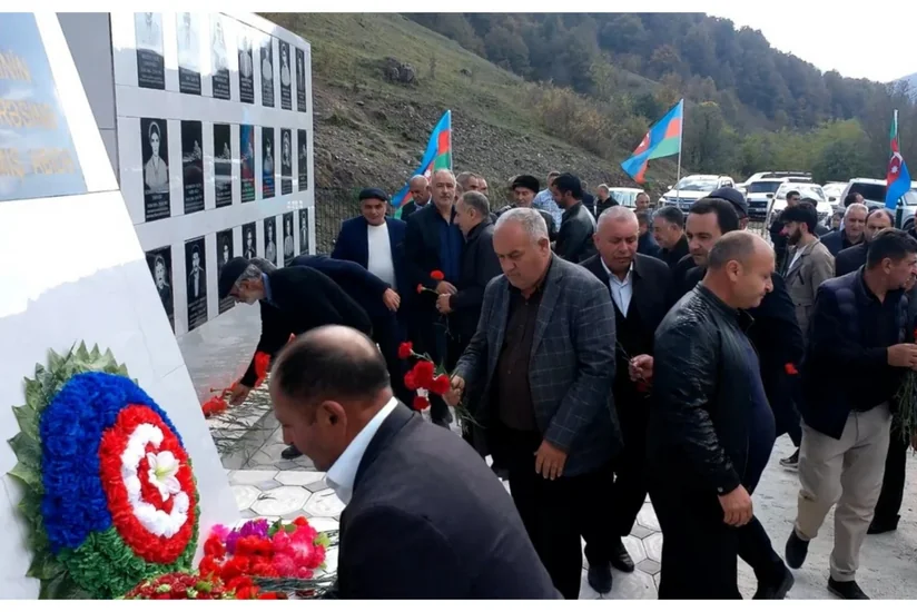Laçında şəhidlərin xatirəsinə ucaldılmış abidə kompleksinin açılışı olub