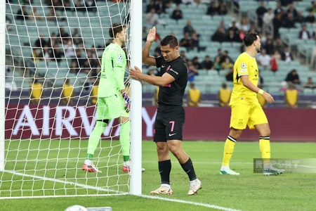 UEFA Çempionlar Liqası: Borussiya Sabahla oyunda yenidən hesabda irəli çıxıb - Yenilənir-5