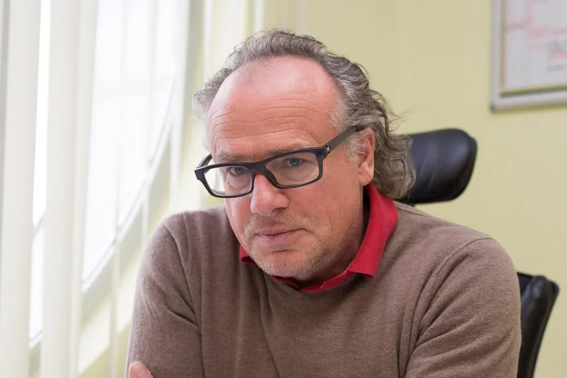 Bernard Lippert: Sabahda özünəinam artıb, Borussiya isə ideal formasından uzaqdır