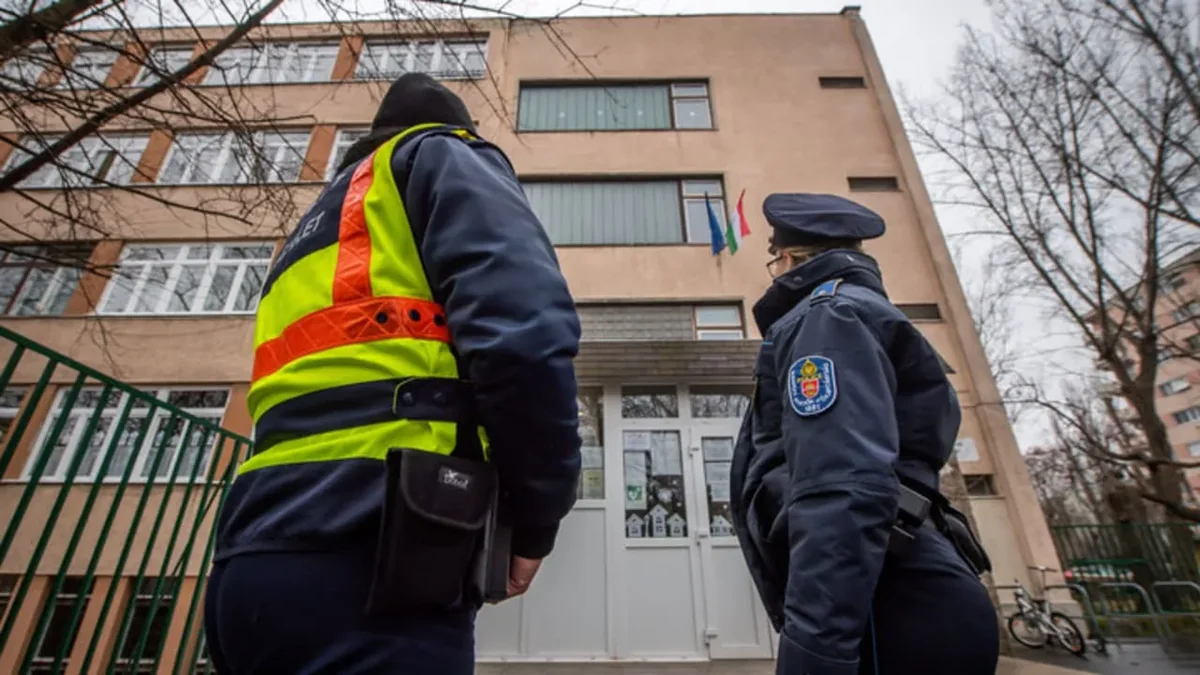 В одной из школ Будапешта занятия отменены после сообщения об угрозе взрыва