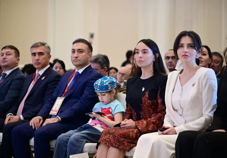Leyla Əliyeva uşaqlarda onkoloji xəstəliklərlə mübarizədə beynəlxalq əməkdaşlığın əhəmiyyətini vurğulayıb