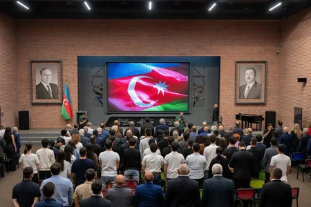 İdman xadimi Firuddin Qurbanovun 80 illik yubileyinə həsr olunmuş təntənəli mərasim keçirilib