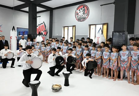 Fərid Qayıbov yeni idman zalının açılışında iştirak edib