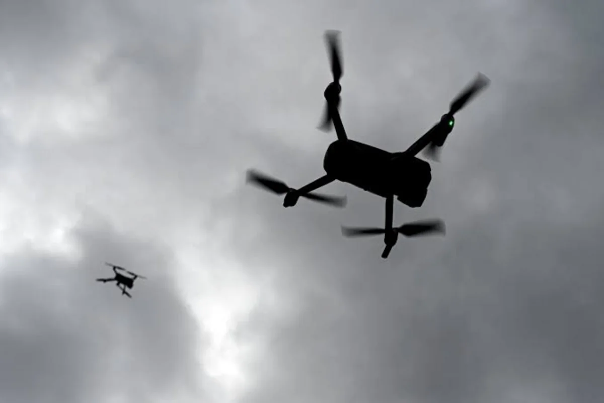 Kolumbiyada polis bölməsinə dron hücumu olub, xəsarət alanlar var