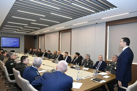 Strateji araşdırmalar və dövlət müdafiəsini idarəetmə akademik kursunun iştirakçıları ilə görüş olub
