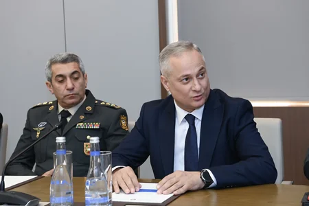 Strateji araşdırmalar və dövlət müdafiəsini idarəetmə akademik kursunun iştirakçıları ilə görüş olub