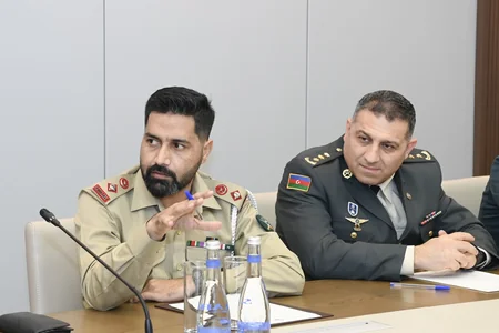 Strateji araşdırmalar və dövlət müdafiəsini idarəetmə akademik kursunun iştirakçıları ilə görüş olub