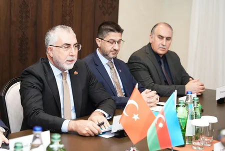 Azərbaycan, Türkiyə və Özbəkistan arasında sosial müdafiə sahəsində əməkdaşlıq müzakirə olunub