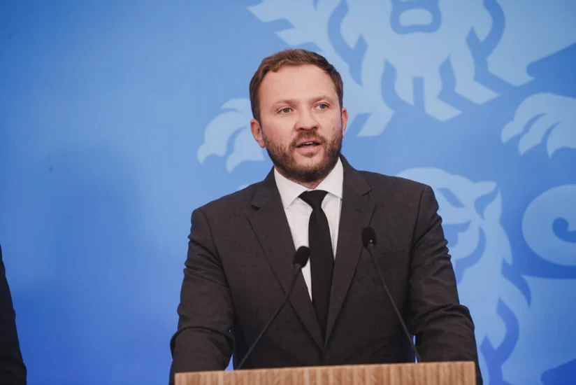 Estoniya azərbaycanlıların olduğu ticarət gəmisinə Rusiyanın zərbəsini pisləyib
