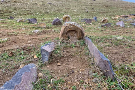 Qərbi Azərbaycanın yaddaş yerləri: Ərinc kəndinin tarixi araşdırılıb