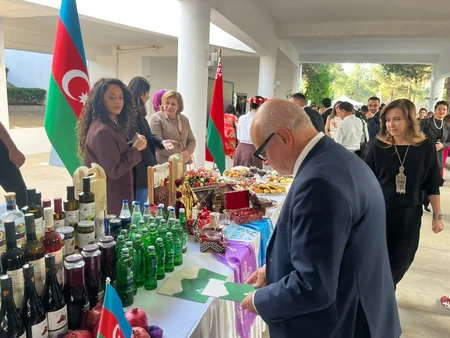 Azərbaycan BMT Günü münasibətilə Aşqabadda xüsusi stendlə təmsil olunub