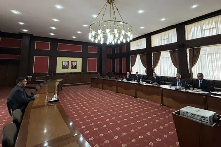 Energetika naziri Naxçıvanda vətəndaşları qəbul edib