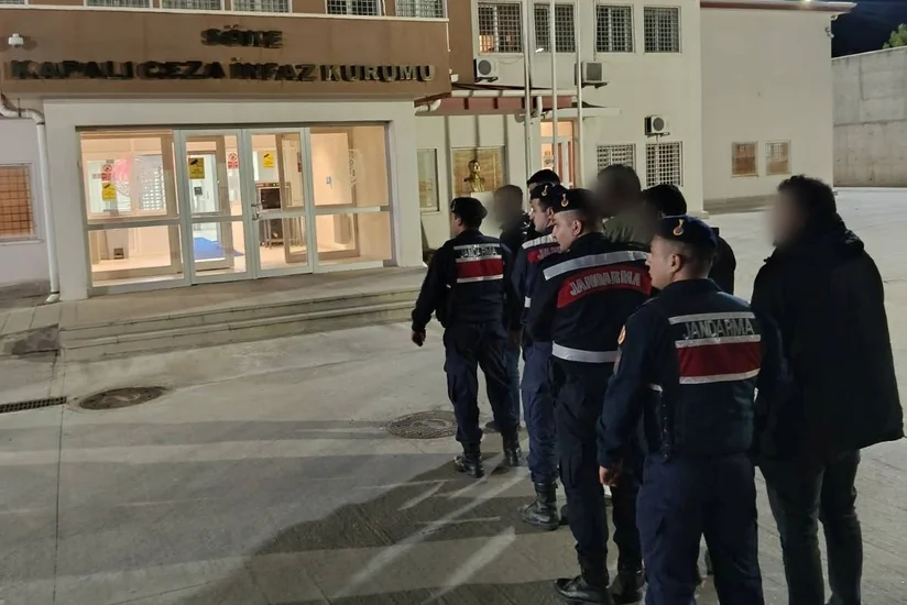 Türkiyədə onlarla qanunsuz miqrant saxlanılıb