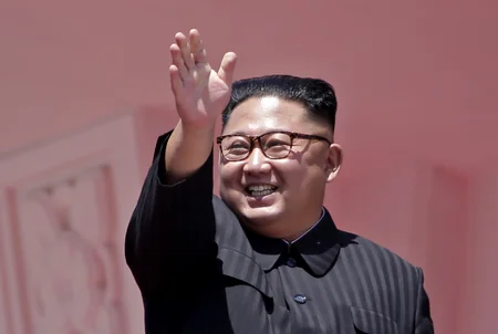 Kim Çen In Çinin Dandun şəhərinə gəlib