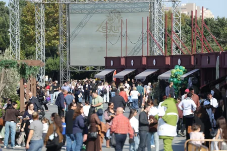Bakıda Zeytun Festivalının rəsmi açılışı olub