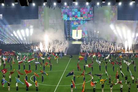 Prezident İlham Əliyev FIFA U-15 dünya çempionatının və festivalının açılış mərasimini izləyib - Yenilənib-2