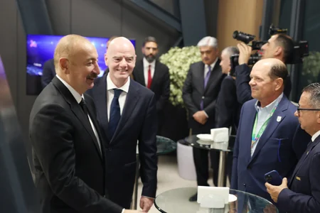 Prezident İlham Əliyev FIFA U-15 dünya çempionatının və festivalının açılış mərasimini izləyib - Yenilənib-2