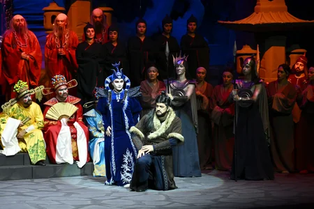 Bakıda Turandot tamaşasının premyerası baş tutub