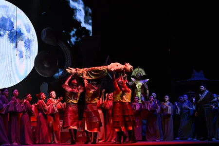 Bakıda Turandot tamaşasının premyerası baş tutub