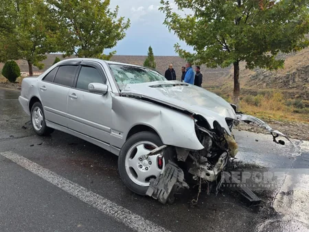 Naxçıvanda iki avtomobil toqquşub, 6 nəfər xəsarət alıb