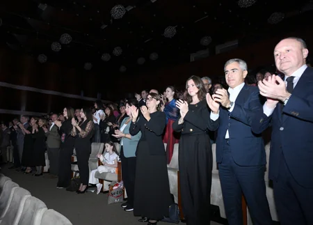 Bakıda Turandot tamaşasının premyerası baş tutub